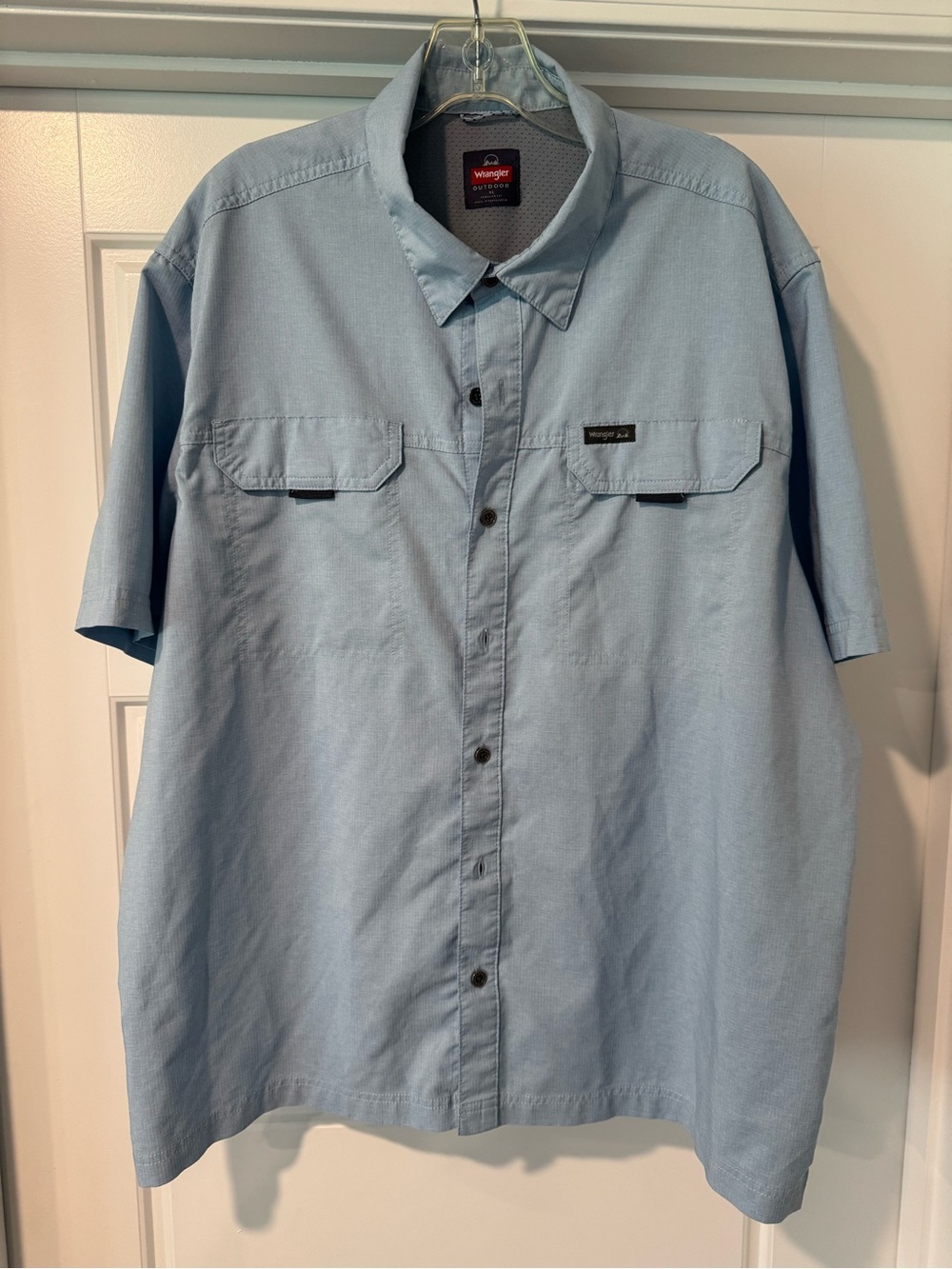 Wrangler Light Blue Short Sleeve Button-Down Shirt